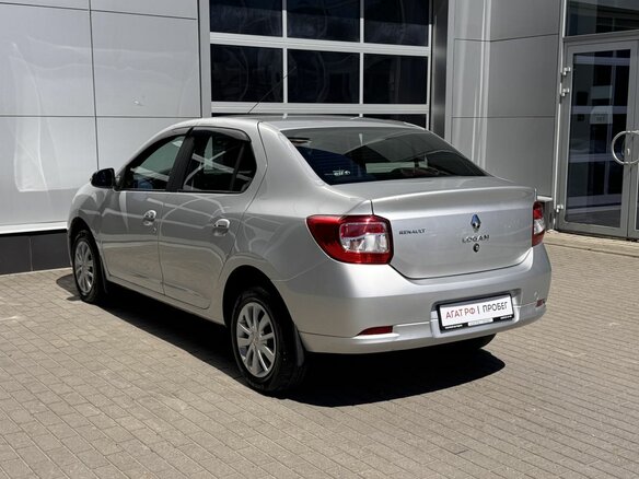 2016 Renault Logan II, серый - вид 4
