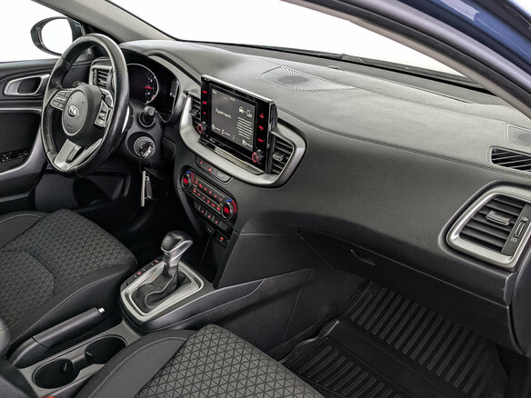 2020 Kia Ceed III, синий, 1850000 рублей - вид 12