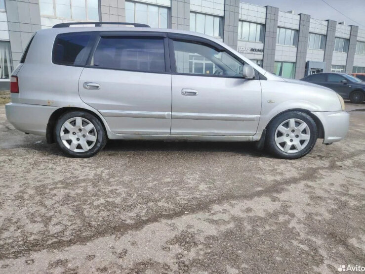 Открыть фотографии: Kia Carens I (RS) Рестайлинг