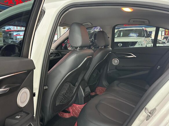 2023 BMW 1 серии 120i III (F52) Рестайлинг, белый, 1450000 рублей - вид 10