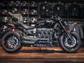 2026 Triumph Rocket 3, серый, 3200000 рублей