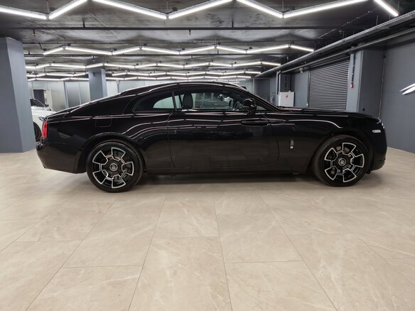 2016 Rolls-Royce Wraith Black Badge, чёрный, 27900000 рублей - вид 6