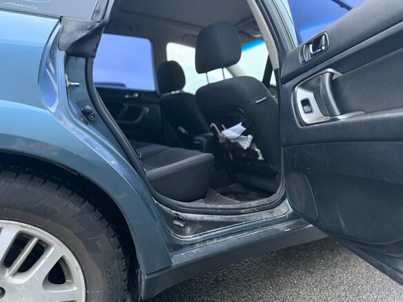 2004 Subaru Outback III, голубой, 600000 рублей - вид 10