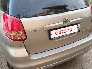 2003 Toyota Matrix I (E130), золотистый, 750000 рублей, вид 5