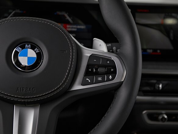 2025 BMW X7 40d I (G07) Рестайлинг, серый - вид 26