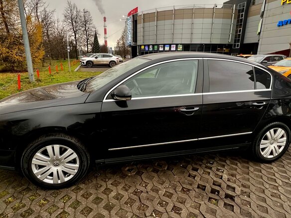 2008 Volkswagen Passat B6, чёрный - вид 4