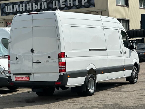 2014 Mercedes-Benz Sprinter, белый, 3100000 рублей - вид 3