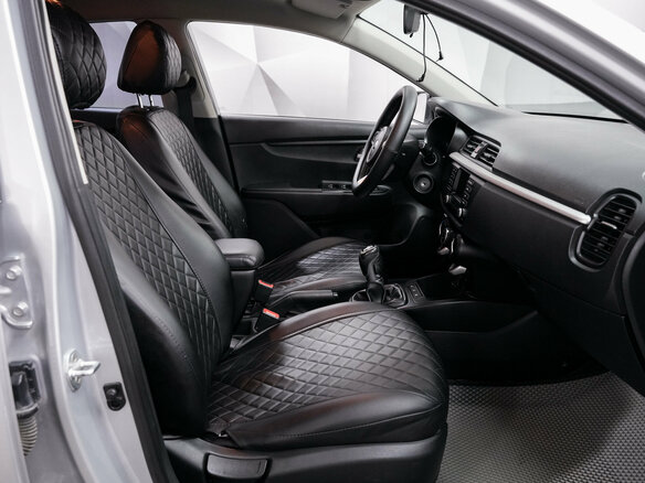 2018 Kia Rio IV, серебристый, 1144000 рублей - вид 11