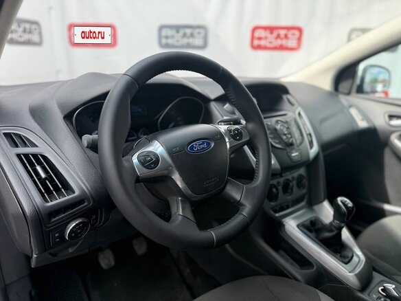 2013 Ford Focus III, белый, 479990 рублей - вид 6