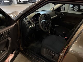 2011 Skoda Yeti I, коричневый, 600000 рублей, вид 3