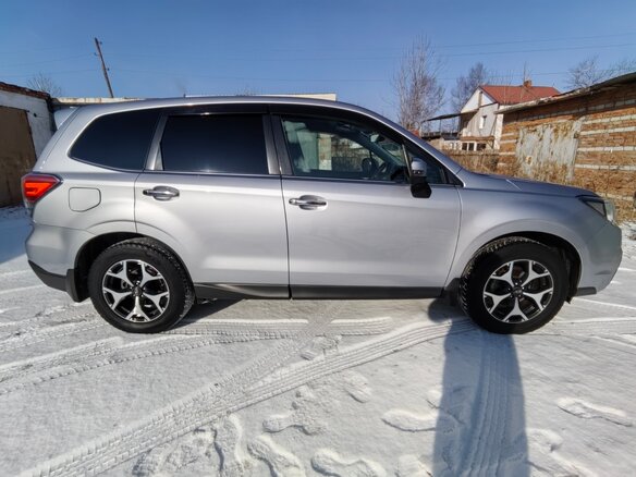 2016 Subaru Forester IV Рестайлинг, серый, 1440000 рублей - вид 1