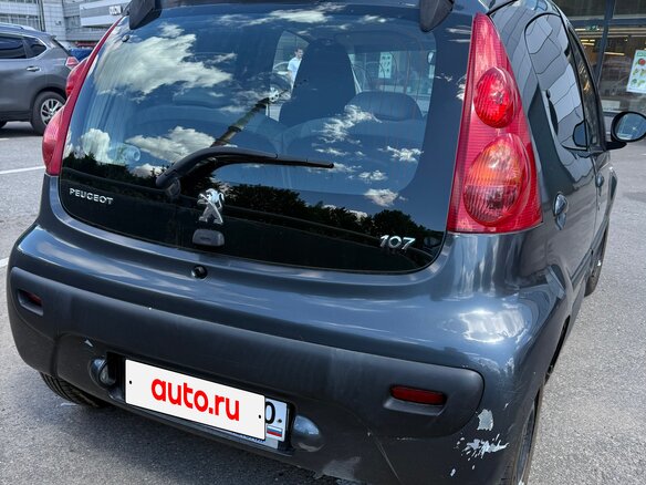 2008 Peugeot 107 I, серый - вид 2