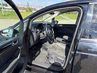 2019 Volkswagen Touran II, чёрный, 1570000 рублей, вид 5