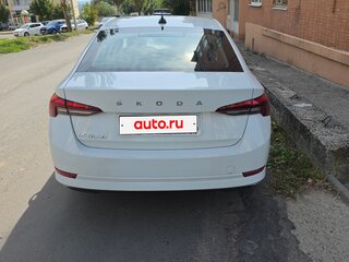 2021 Skoda Octavia IV (A8), белый, 1400000 рублей, вид 3