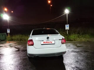 2019 Volkswagen Polo V Рестайлинг, белый, 500000 рублей, вид 4