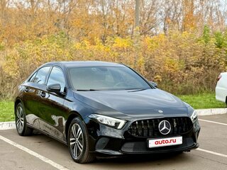 2021 Mercedes-Benz A-Класс 220 IV (W177), чёрный, 2820000 рублей, вид 4