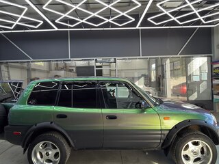 1997 Toyota RAV4 I (XA10), зелёный, 650000 рублей, вид 5