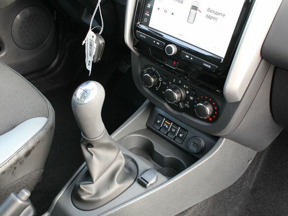 2026 Lada (ВАЗ) Largus Cross I Рестайлинг, серебристый, 2008263 рублей - вид 13