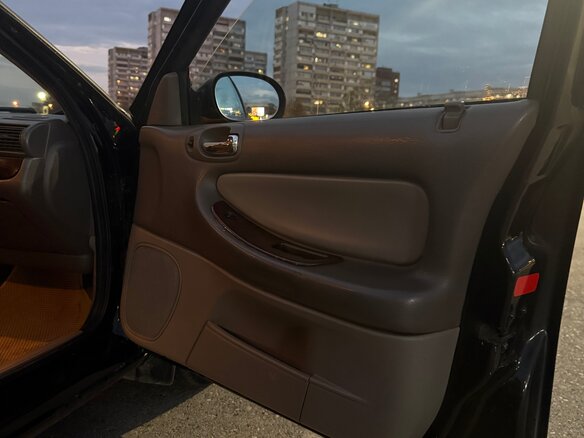 2000 Chrysler Sebring II, чёрный, 150000 рублей - вид 12