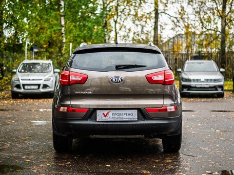 2013 Kia Sportage III, коричневый, 1150000 рублей, вид 4