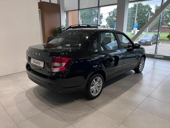 2026 Lada (ВАЗ) Granta I Рестайлинг, чёрный - вид 2