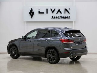 2020 BMW X1 18i sDrive II (F48) Рестайлинг, серый, 2125000 рублей, вид 2