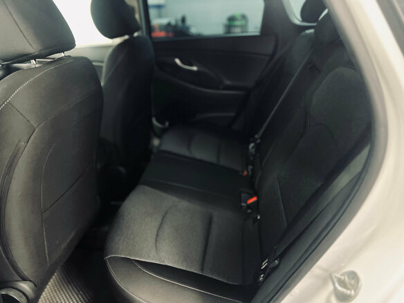 2023 Hyundai i30 III Рестайлинг 2, белый, 1670000 рублей - вид 19