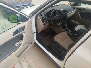 2014 Skoda Yeti I Рестайлинг, белый, 1450000 рублей, вид 5