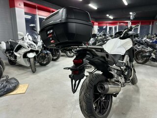 2015 Honda VFR 800X (Crossrunner), белый, 800000 рублей, вид 3