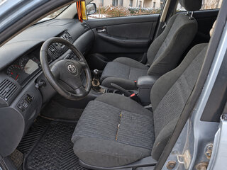 2004 Toyota Corolla IX (E120, E130), серый, 490000 рублей, вид 1