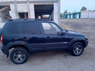 2013 Chevrolet Niva I Рестайлинг, чёрный, 500000 рублей, вид 3