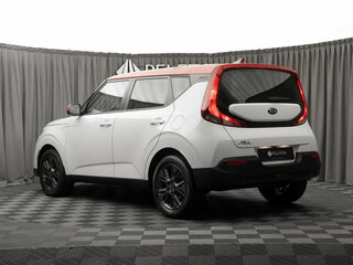 2020 Kia Soul III, белый, 1990000 рублей, вид 4