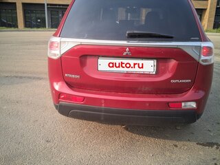 2013 Mitsubishi Outlander III, красный, 1100000 рублей, вид 5