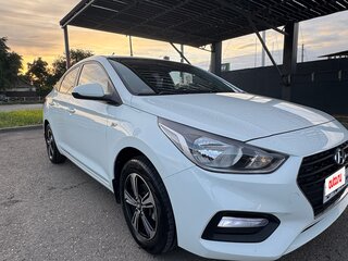 2018 Hyundai Solaris II, белый, 1150000 рублей, вид 4