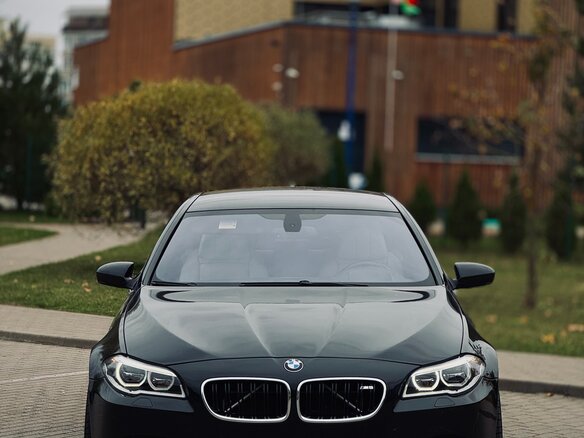 2012 BMW M5 V (F10), чёрный, 4200000 рублей - вид 3