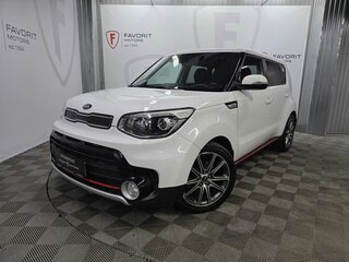 2017 Kia Soul II Рестайлинг, белый, 1435000 рублей, вид 1