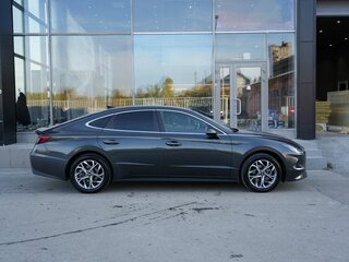 2020 Hyundai Sonata VIII (DN8), серый, 2300000 рублей, вид 4