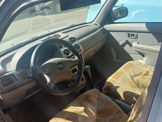 2002 Nissan Micra II (K11), серебристый, 230000 рублей, вид 1