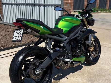 2014 Triumph Street Triple, зелёный, 525000 рублей, вид 3