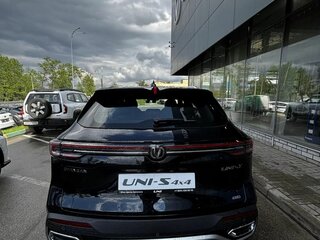 2026 Changan UNI-S I Рестайлинг, чёрный, 3249900 рублей, вид 5