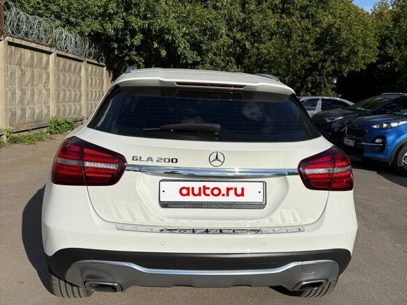 2019 Mercedes-Benz GLA 200 I (X156) Рестайлинг, белый, 2200000 рублей - вид 5