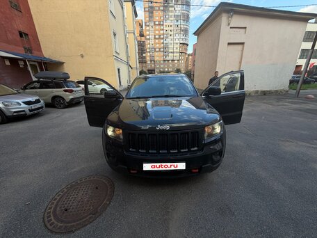 2011 Jeep Grand Cherokee IV (WK2), чёрный, 1300000 рублей, вид 3