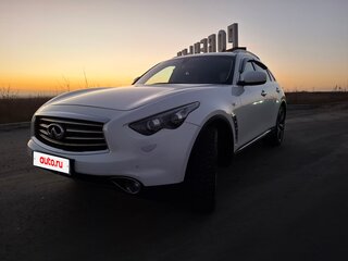 2013 Infiniti FX37 II (S51) Рестайлинг, белый, 2300000 рублей, вид 3