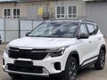 2023 Kia Seltos I Рестайлинг, белый, 1980000 рублей