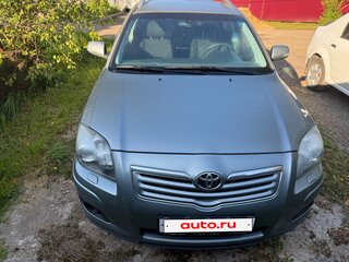 2007 Toyota Avensis II Рестайлинг, серебристый, 600000 рублей, вид 2
