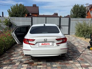 2021 Honda Accord X Рестайлинг, белый, 3100000 рублей, вид 3