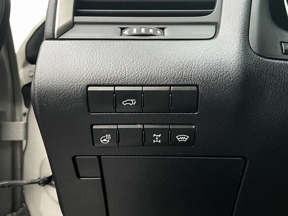 2017 Lexus RX 200t IV, серый, 4199000 рублей - вид 12