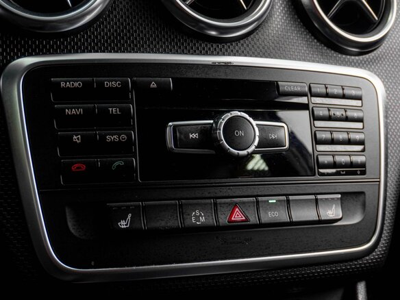 2014 Mercedes-Benz A-Класс 180 III (W176), чёрный, 1559000 рублей - вид 13