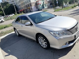 2013 Toyota Camry VII (XV50), серый, 2300000 рублей, вид 2