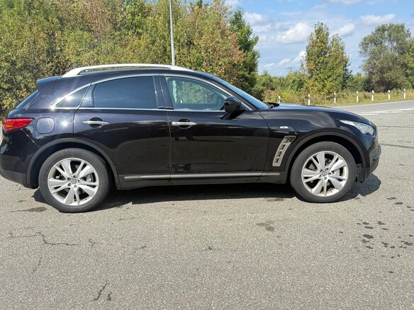 2012 Infiniti FX FX37 II (S51), чёрный - вид 4